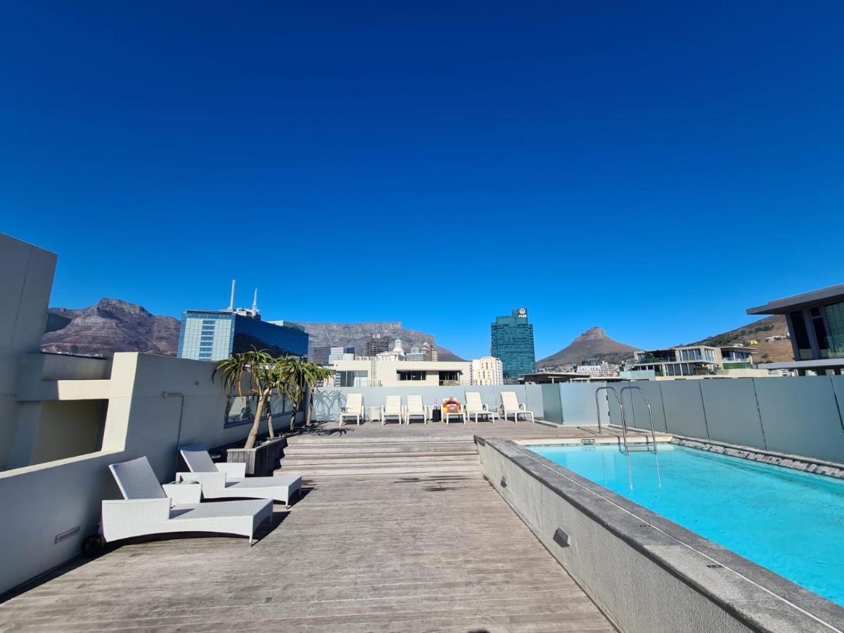 Location!! Adjacent Waterfront, City, Table Mountn 321 Cape Town Exterior photo